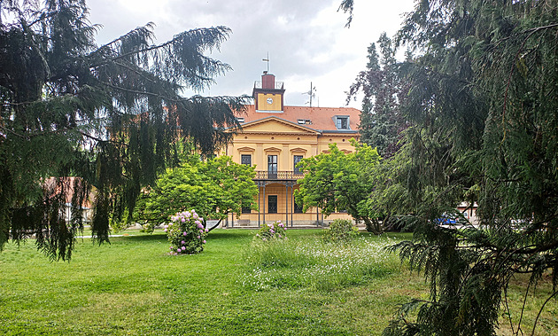 Prodáme zámek a koupíme hotel, přišel starosta s lékem na bolest Chrudimi