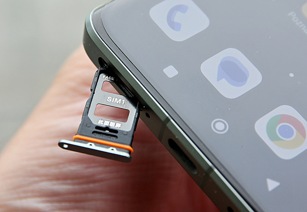 Xiaomi se u fotomobilů hledá. Novinku předčí dva roky starý předchůdce