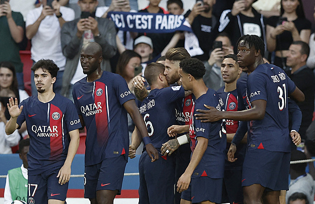 ONLINE: Paris St. Germain oslaví titul. O skupinu v pohárech ještě hrají tři týmy