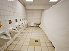 Na hlavním nádraí v Brn jsou po desítkách let opravené a isté toalety....