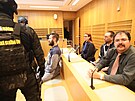 V Praze pokrauje soud v projednání pípadu Patrika Tula, který je obalovaný...