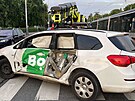 Ve �vehlov� ulici se st�etla tramvaj s autem. (9. �ervna 2023)