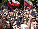 Poláci demonstrují proti navrhovanému zákonu o zízení komise pro posouzení...