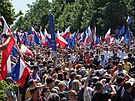 Ve Varav vyly do ulic stovky tisíc úastník protivládní demonstrace, kterou...