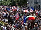 Ve Varav vyly do ulic stovky tisíc úastník protivládní demonstrace, kterou...