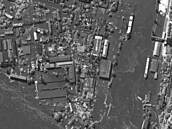 Satelitní snímek společnosti Maxar Technologies ukazuje zaplavenou Novou...