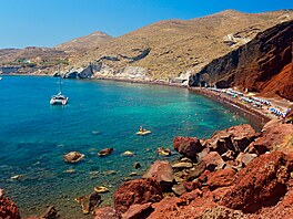 Kv�li sesuv�m p�dy bývá p�ístup na ji�ní cíp plá�e n�kdy omezený. Ti, co...