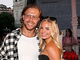 David Pastr�ák s p�ítelkyní Rebeccou Rohlssonovou