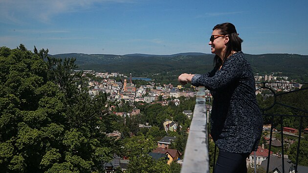 Z nově otevřené věže mají turisté hezký výhled nejen na Jablonec nad Nisou.