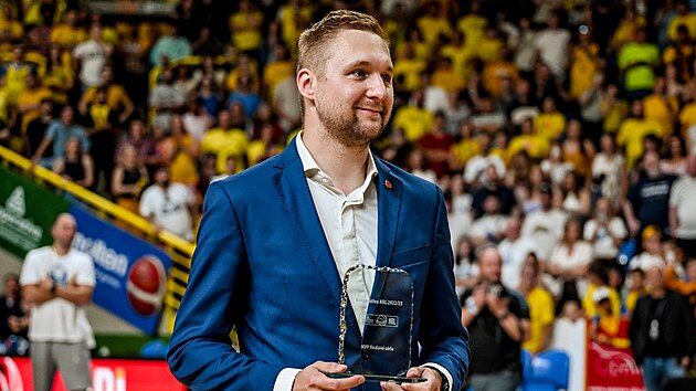 Saatler değişince hakemi eleştirdi, para cezasına çarptırıldı: Prag'da günün 23 saati mi var?