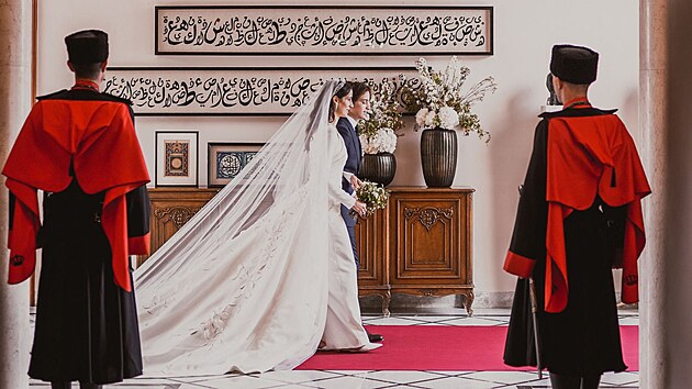 Rádžva Al Saifová a jordánský princ Hášim (Ammán, 1. června 2023)