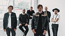 zpvák Michal Hrza s kapelou