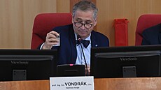 Zastupitelstvo Moravskoslezského kraje má maximální po�et �len�, tedy 65 zastupitel�..