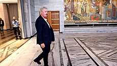 Lucemburský ministr zahraničí Jean Asselborn přichází na radnici v Oslu během...
