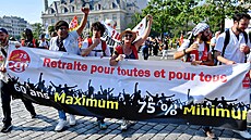 Francouzi počtrnácté vyšli do ulic kvůli důchodové reformě, kterou vláda...