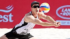 Pihrávka Andrewa beneshe.