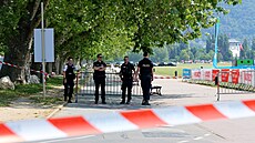 Útočník ve francouzském Annecy pobodal několik dětí. (8. června 2023) | na serveru Lidovky.cz | aktuální zprávy