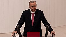 Turecký prezident Recep Tayyip Erdogan složil prezidentskou přísahu před...