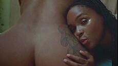 Janelle Monáe ve videoklipu k písni Lipstick Lover (2023)