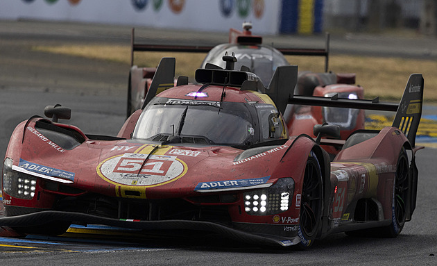 Jubilejní čtyřiadvacetihodinovku v Le Mans vyhrálo Ferrari. Ukončilo éru Toyoty