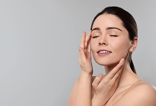 Sbohem, vrásky. Pár jednoduchých tipů, jak si udržet pevné kontury