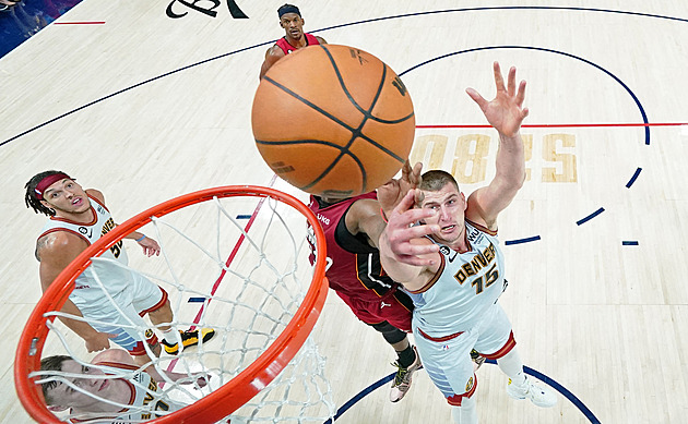 Jokič králem basketbalového světa, v NBA dotáhl Denver k prvnímu titulu