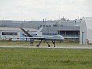 Americký bezpilotní letoun MQ-9 Reaper na letiti v Ostrav - Monov. (13....