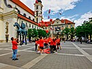 Studenti EKO gymnázia v centru Brna tancem upozorovali na potebu darování...