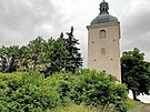 Kostel Nejsvtjí trojice v Zahoanech na Litomicku (erven 2023)