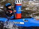 Veronika Vojtová bhem kvalifikace na kayakcross pi SP v Praze