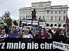 Stedení protesty za právo en na potrat probíhaly po celém Polsku. (14....