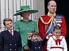 Princ George, princezna Kate, princ Louis, princezna Charlotte a princ William...