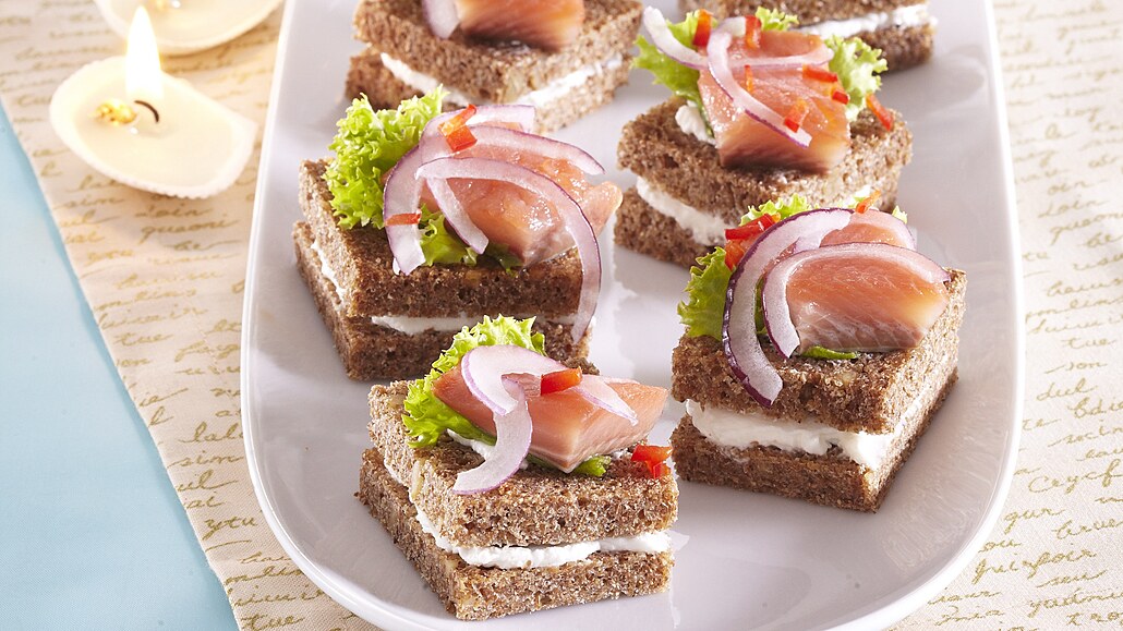 Jednohubky s matjesy