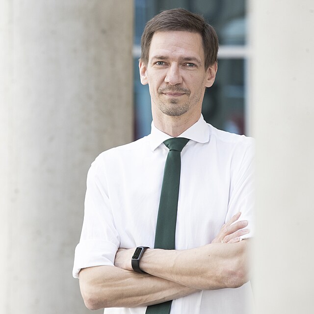 Matú Halás, expert na evropskou bezpenost a seniorní výzkumník Ústavu...
