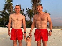 Gordon Ramsay a jeho syn Jack (Vlevo)