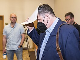 Soud v Dín eí kauzu údajn podvodného vydaných idiák ve Varnsdorfu. Na...