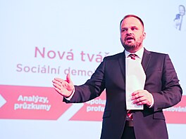 Sjezd SSD  v Plzni. Pedseda Michal marda byl zvolen na dalí období. (10. 6....