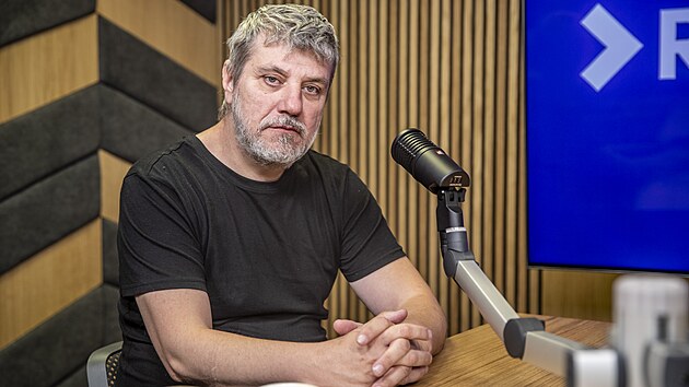 Hostem poadu Rozstel je Jaroslav Miko, kamiok a romsk aktivista. (15. ervna 2023)