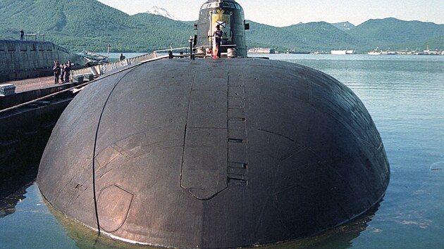 V zlivu Zapadnaja Lica zkladna zstala. V roce 1995 v n kotvila i rusk ponorka Kursk.