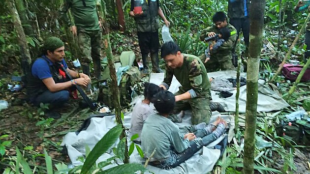 Děti nalezené v Kolumbii 40 dnů po pádu letadla (10. června 2023)