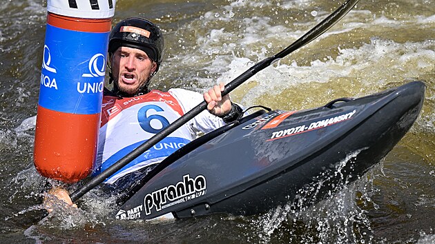 Vt Pindi bhem kvalifikace kayakcrossu na Svtovm pohru v Praze.