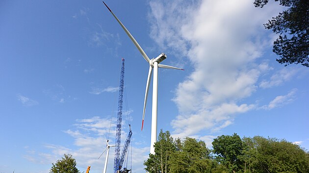 Stavba v�trn� elektr�rny v �ipot�n� na Svitavsku