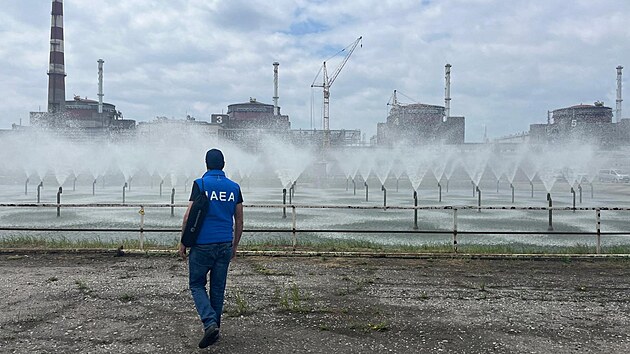 Další dronový útok na Záporožskou elektrárnu. Poničil meteorologické zařízení