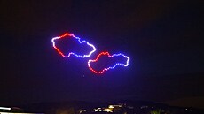 Nad Brnnskou pehradou lidé obdivovali dronovou show. (10. ervna 2023)