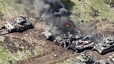 Ruské ministerstvo obrany zveejnilo snímky údajn zniených nmeckých tank...