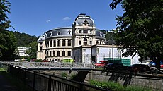 Ra�elinový pavilon u Císa�ských lázní p�ekryla do doby, ne� se poda�í sehnat...