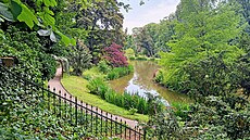 Botanická zahrada St�ední odborné �koly stavební a zahradnické se rozprostírá...