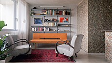 Místo n�kolika malých pokoj� a chodeb vznikl jeden spojitý prostor, sjednocený...