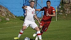 Výb�r fotbalist� Zlínského kraje (v �erveném) skon�il na Euru amatér� ve...