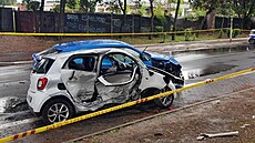 Lamborghini narazilo do vozu znaky Smart. (16. ervna 2023)